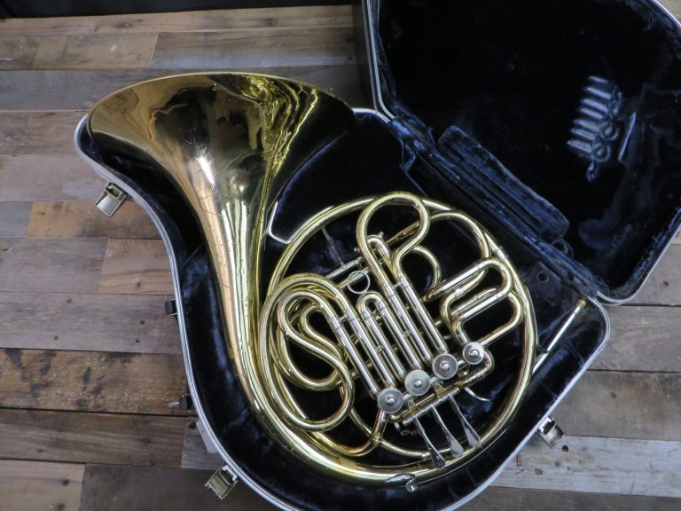 Used Intermediate French Horn Double Conn 6D Star City Music