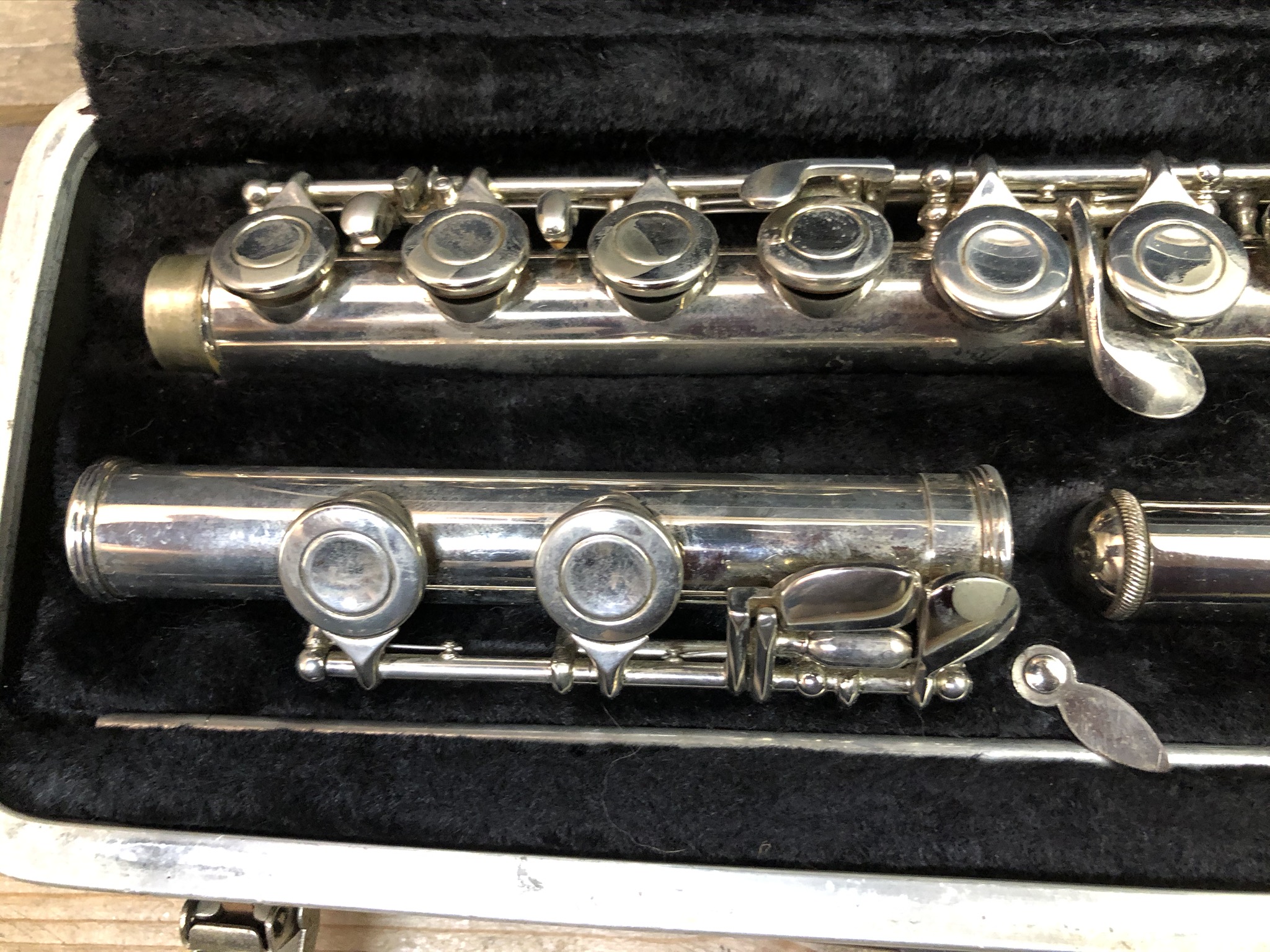 bundy flute serial number