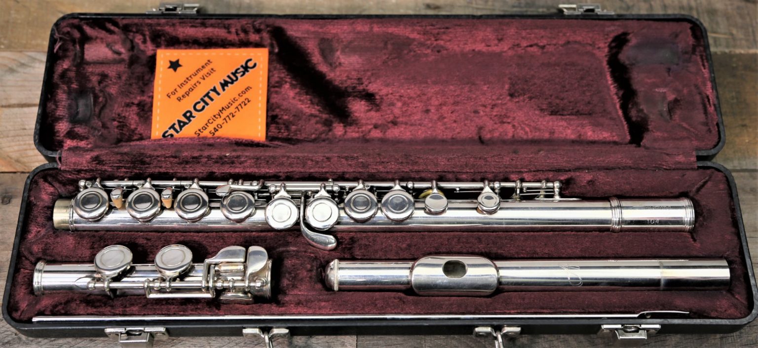 Used Student Flute Armstrong 104 Star City Music