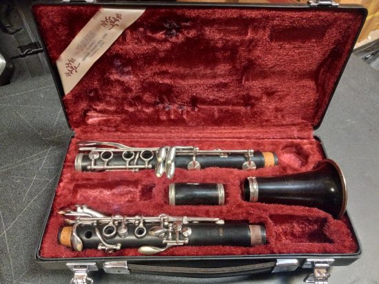 Used Intermediate Clarinet - Yamaha 352 - SN003672a