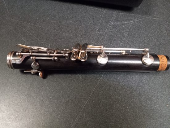 Used Professional Clarinet - Yamaha YCL650 - SN106628 - Image 5