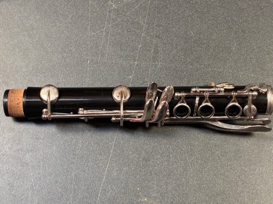 Used Student Clarinet - Bundy - SN252589 - Image 8