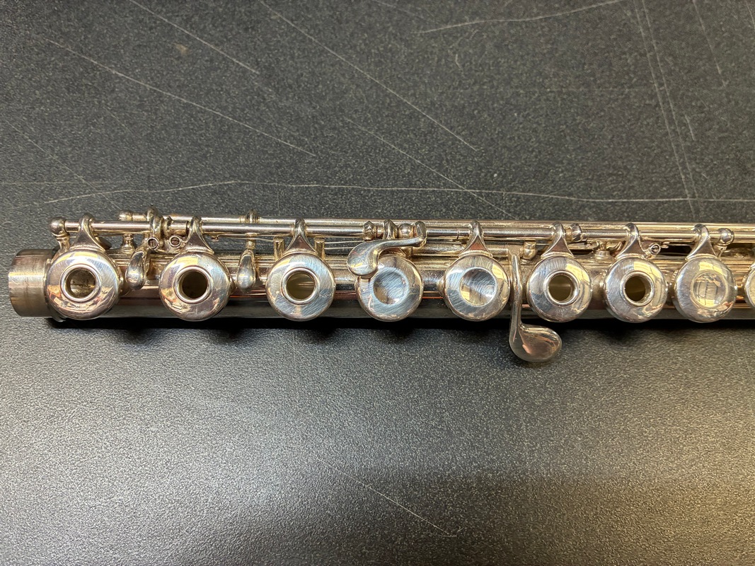 Used Student Flute - Selmer Signet -Open Hole - SN043083 - Image 10