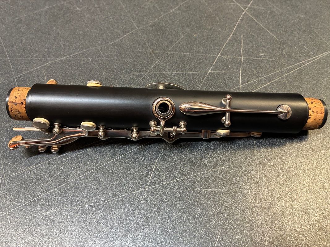 Used Student Clarinet - Bundy - SN11080190 - Image 4