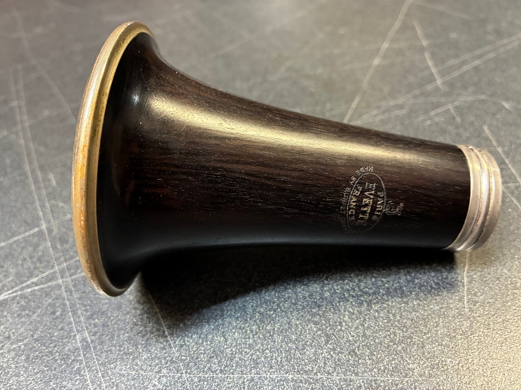 Used Intermediate Clarinet - Buffet E11 - SND7635 - Image 4