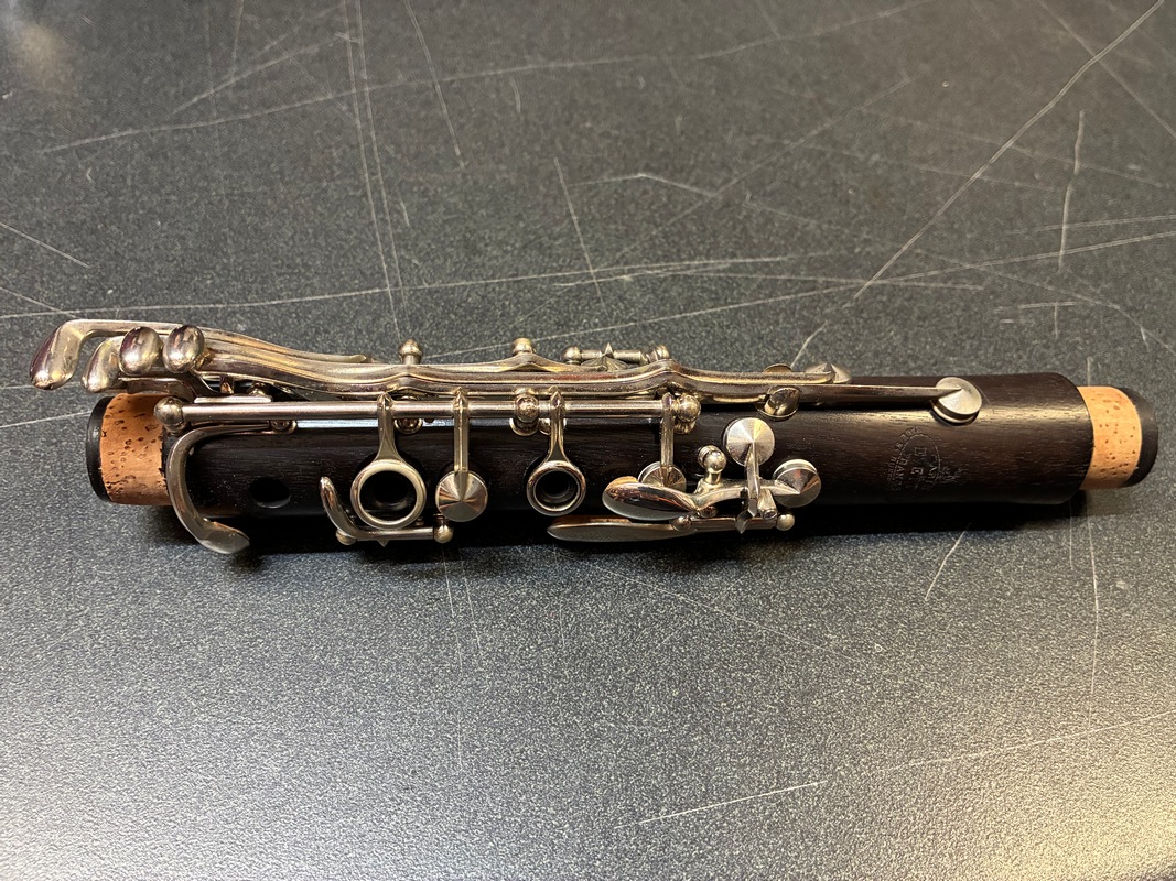 Used Intermediate Clarinet - Buffet E11 - SND7635 - Image 6