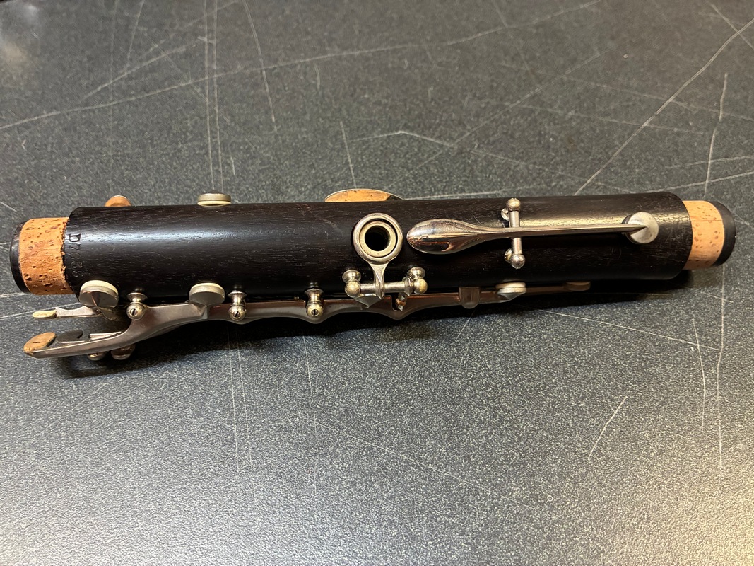Used Intermediate Clarinet - Buffet E11 - SND7635 - Image 7