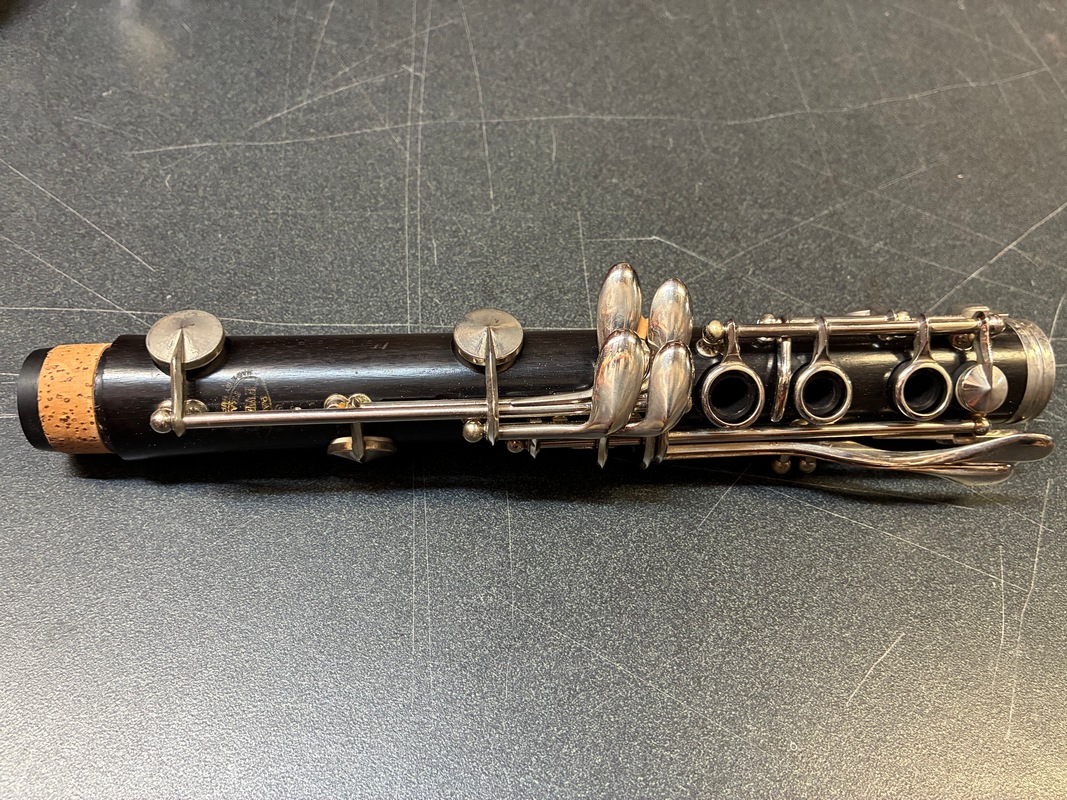 Used Intermediate Clarinet - Buffet E11 - SND7635 - Image 8