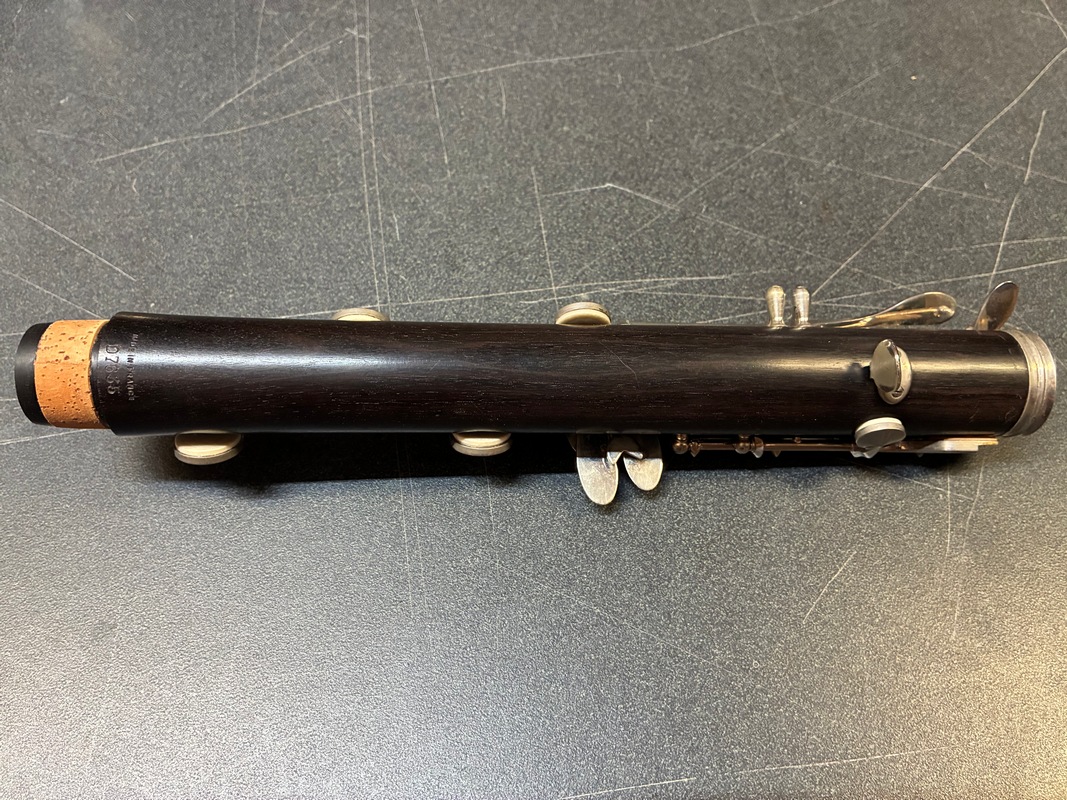 Used Intermediate Clarinet - Buffet E11 - SND7635 - Image 9