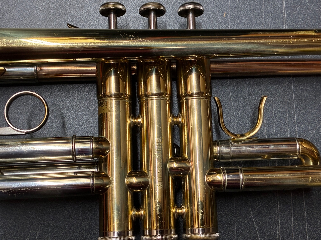 Used Student Trumpet - SCM Exclusive HTR2335 - SN734119 - Image 5