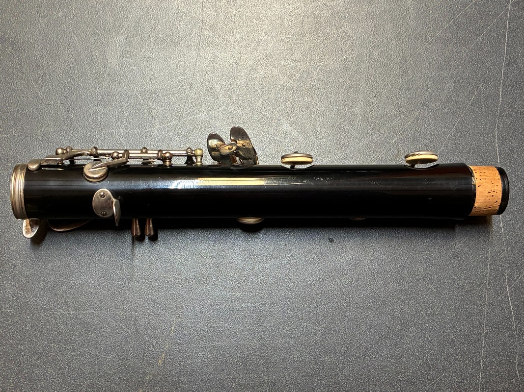 Used Student Clarinet - Bundy 577 - SN1266434 - Image 10